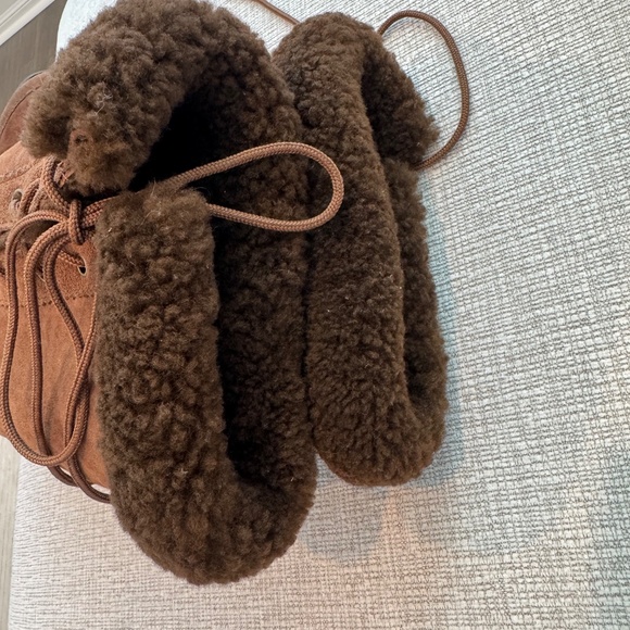 UGG Wild Goose Premium Lace Boot Chestnut Leather Sheepskin Womens 7 Mens 6 NWOB - Picture 14 of 16